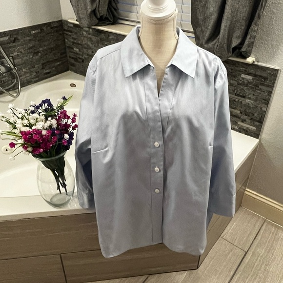 Foxcroft Women’s Plus Size 24W Light Blue Non-Iron Dress Shirt - Picture 1 of 7